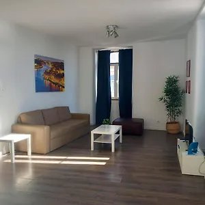 Cais Do Sodre (adults Only) , Lissabon Portugal