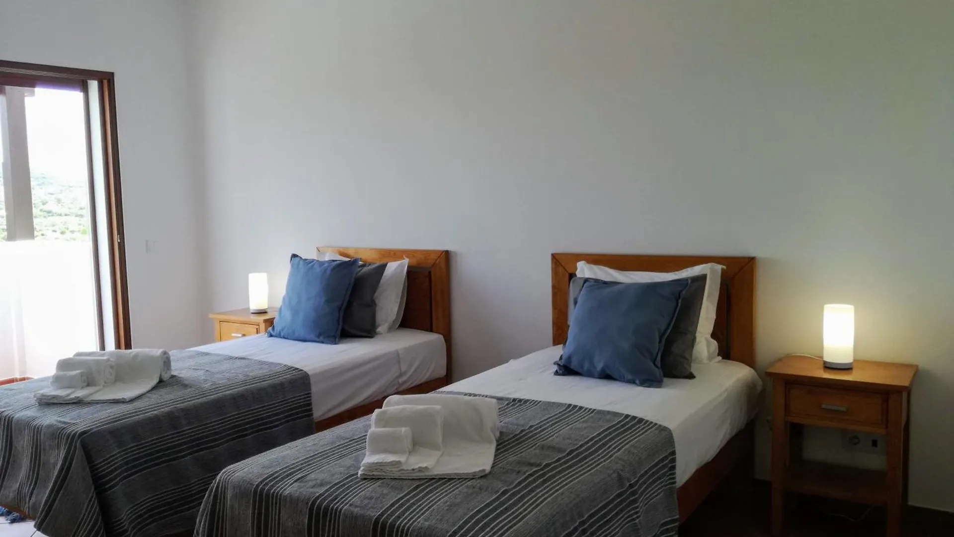 Monte Da Ribeira Villa Estoi 0*,